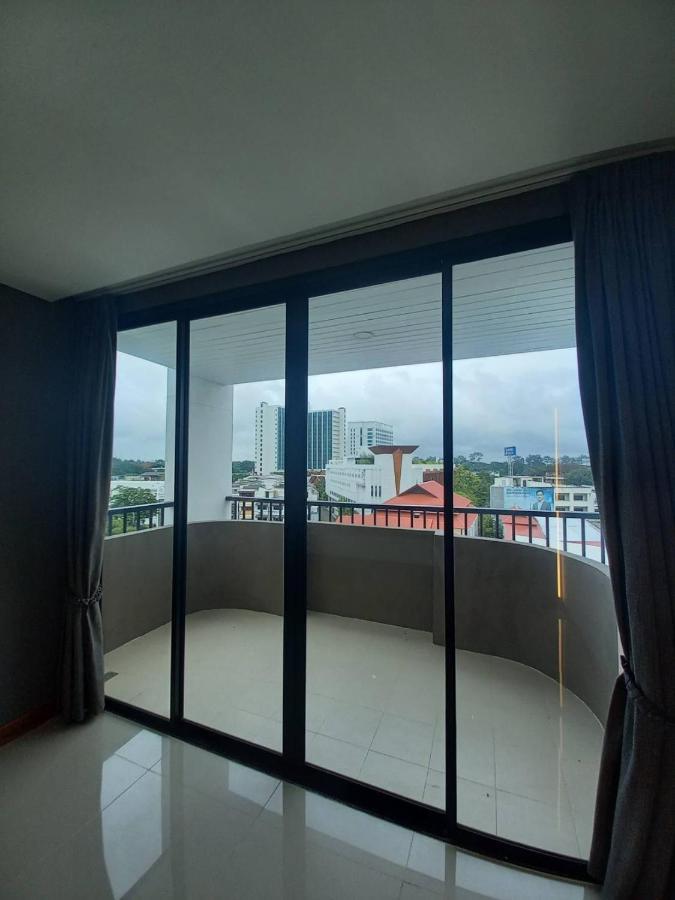 BURI Hotel And Hostel Chiang Mai Exterior foto